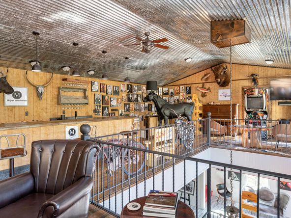 Majors Estate: 1610 Perth Rd, Clyde, NC 28721